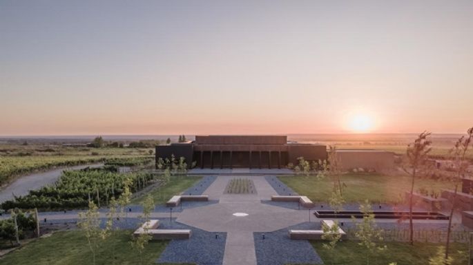 La esposa de Pablo Toviggino construyó un pozo de agua en zona restringida