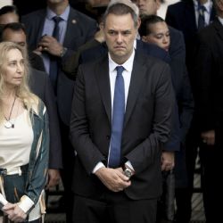 Cayó fuerte la imagen de Adorni y quedó por debajo de Cristina Kirchner 