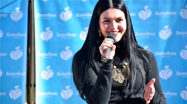 Terminó el Mundial y arrancó la campaña: Flor Destéfanis se lanza por la gobernación
