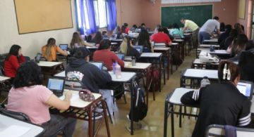 La escasez de graduados terciarios ya golpea al mercado laboral