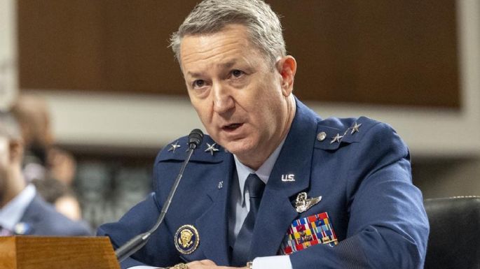 EEUU anunció se perseguirán barcos con bandera iraní “en todo el mundo”