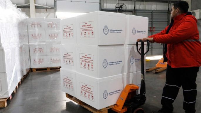 Salud garantiza el abastecimiento de vacunas del Calendario Nacional