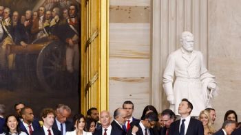 Así condicionan nuestra vida y la democracia milmillonarios como Musk, Bezos o Zuckerberg