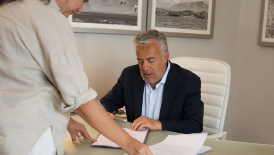Alfredo Cornejo pisó 10 años la enmienda que ahora toma como bandera