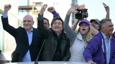 Foto iliustrativa de  Seis gobernadores negocian un frente de centro para enfrentar a Milei