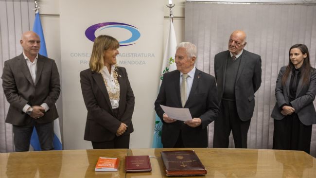 El tirón de oreja que Valerio les dio por escrito a sus compañeros de Corte