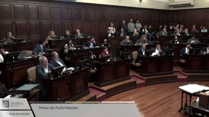 Diputados impusieron los dos tercios y avanzaron con la autonomía municipal
