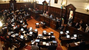 Juran los nuevos diputados con aplastante mayoría oficialista