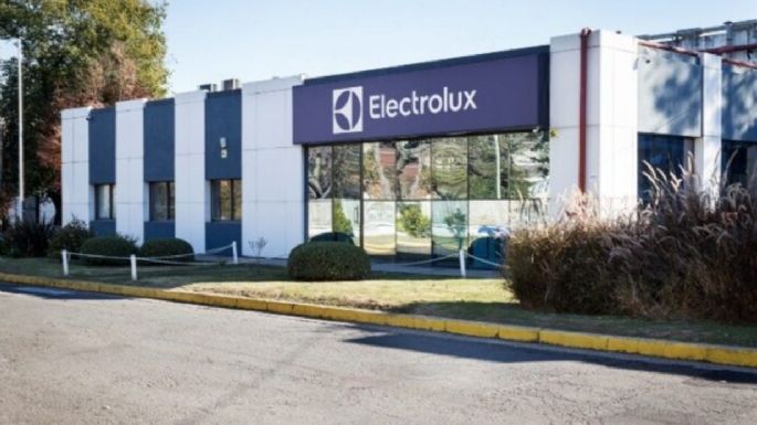 Una empresa cierra su producción de heladeras y 150 operarios podrían quedar sin trabajo 