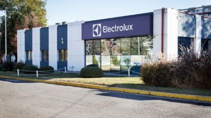 Una empresa cierra su producción de heladeras y 150 operarios podrían quedar sin trabajo 