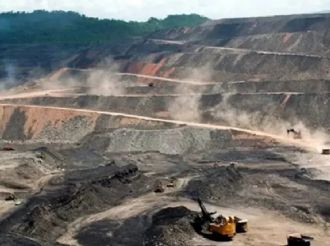 Imputan a dos mineras operadas por Glencore por presunta corrupción y daño ambiental