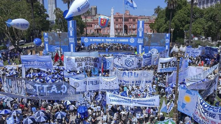 La CGT encabezó un acto en Plaza de Mayo: “Profundicemos el conflicto”