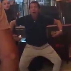 Habló el padre de Agostina Páez tras su polémico video en un bar: “Me arrepiento totalmente”