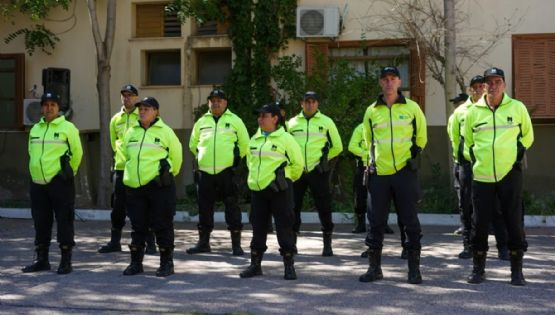 Los preventores de Ciudad ya patrullan con armas taser