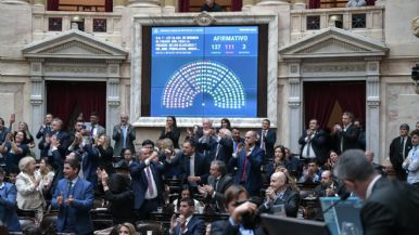 Foto iliustrativa de  La Libertad Avanza y aliados convirtieron en ley la reforma de la Ley de Glaciares