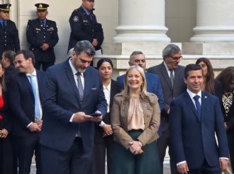 Qué dice el proyecto para eliminar las vacaciones de invierno en la Legislatura