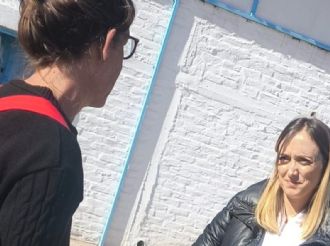 De vuelta a la calle: la recorrida de Fernández Sagasti en medio de la interna del PJ