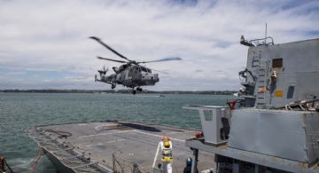 Reino Unido envía un destructor y aviones caza al estrecho de Ormuz