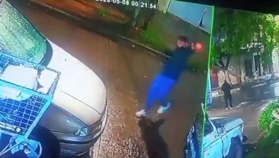 Un adolescente disparó contra la casa de un compañero de escuela: "Hay balas para todos"