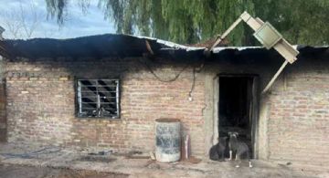 Rescataron a dos niños entre las llamas en Guaymallén