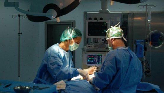 Por decreto, Gobierno subió 10% el salario de profesionales de la salud; frente a un atraso del 20%