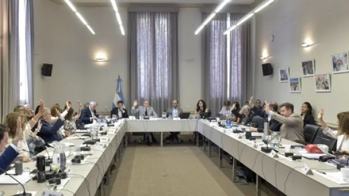 Mendoza acompaño en una resolución federal para prevenir el grooming en las escuelas