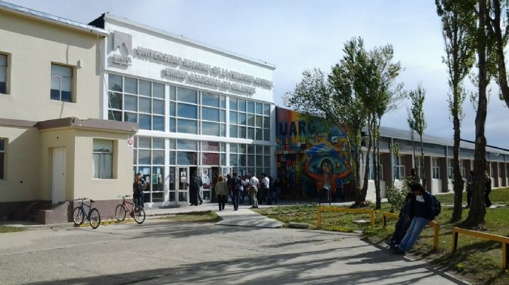 Un empleado de la universidad de Río Gallegos apuñaló a un alumno