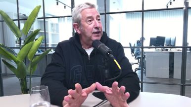 Foto iliustrativa de  Julio Cobos:  "La competencia va a estar entre Ulpiano Suárez y Luis Petri"