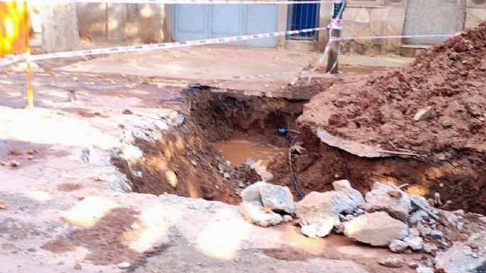 Un socavón en Ciudad pone en alerta a los vecinos