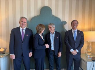 Caputo anunció una inversión de Chevron por más de US$10.000 millones