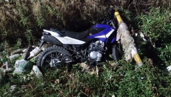 Chocó contra un auto y lo detuvieron en la ambulancia