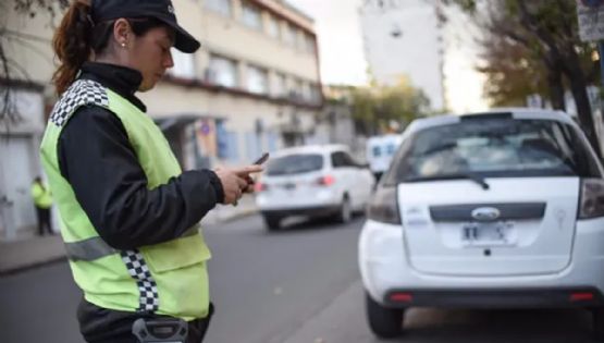 Cualquier persona podrán enviar fotos y videos para reportar infracciones de tránsito