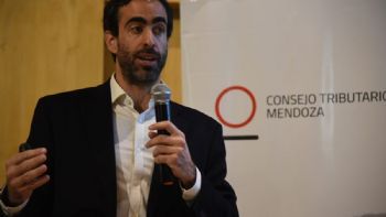 Fayad: "Buscamos aumentar la recaudación sin incrementar la carga tributaria"