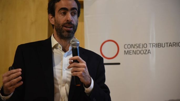 Fayad: "Buscamos aumentar la recaudación sin incrementar la carga tributaria"