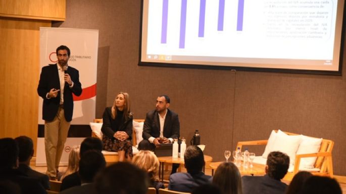 Fayad: "Buscamos aumentar la recaudación sin incrementar la carga tributaria"