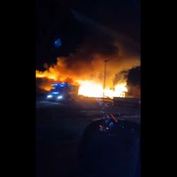 Imágenes impactantes: se incendio un conocido café en Uspallata