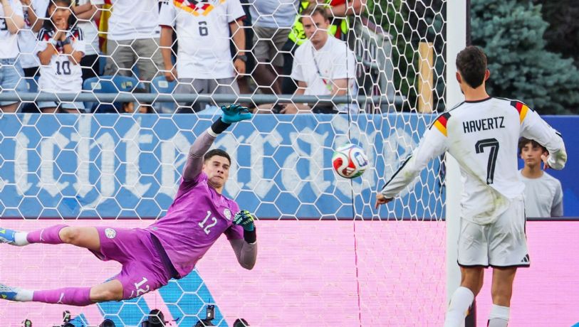 Santiago Peña decretó feriado nacional en Paraguay tras la histórica eliminación de Alemania