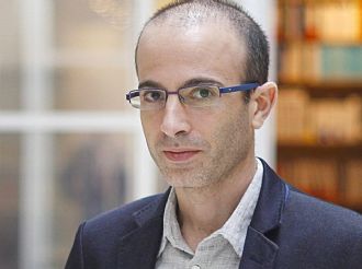 Harari alerta sobre el peligro de otorgar derechos legales a la IA tras la propuesta de Milei