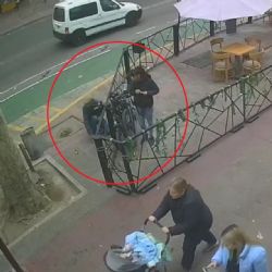 Plena calle San Martín: así le robaron la bicicleta a un conocido periodista de Mendoza