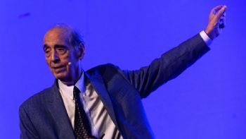 Arriazu, sobre el modelo de Milei: "Nunca vi un sistema en el que sobran divisas y falta empleo”