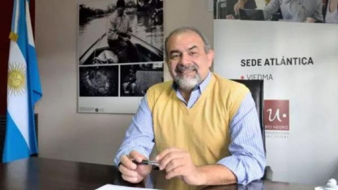 Gobierno cede ante la presión universitaria y firma un acta compromiso con aumentos salarial