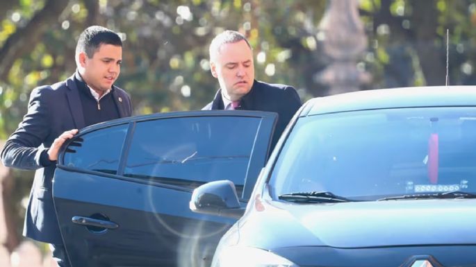 Manuel Adorni dejó el directorio de YPF