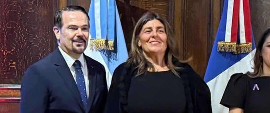 Control de daños: Mariana Juri se reunió con el embajador francés Romain Nadal