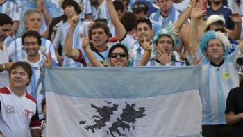 FIFA prohibió llevar banderas de las Islas Malvinas al partido de Argentina-Inglaterra