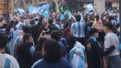 Foto ilustrativa de la nota titulada: Locura! los mendocinos salieron a festejar el pase a la final del Mundial 2026