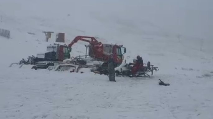 Nevadas en Alta Montaña: evacuaron a tres personas en Las Cuevas y retirarán a turistas 