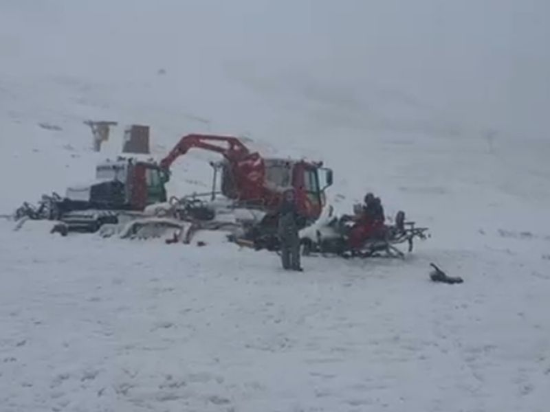Nevadas en Alta Montaña: evacuaron a tres personas en Las Cuevas y retirarán a turistas 