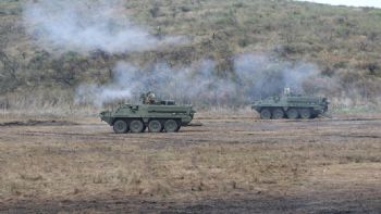 Denunciaron a Milei por los ejercicios militares con Estados Unidos en Argentina