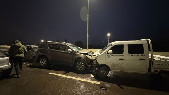 Múltiples accidentes y caos de tránsito por el hielo en el Gran Mendoza