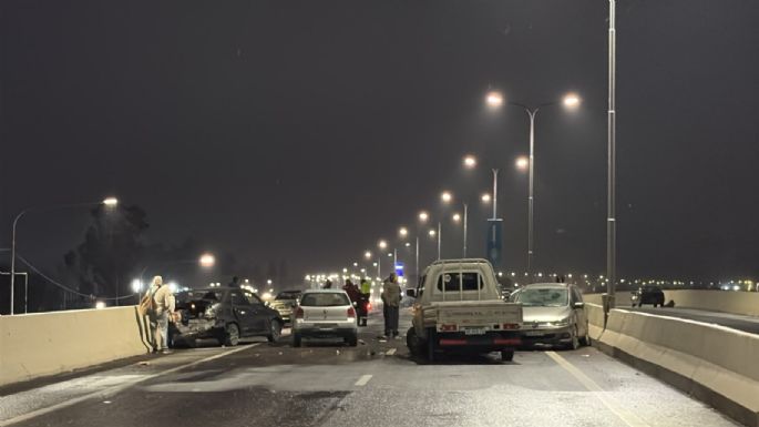 Múltiples accidentes y caos de tránsito por el hielo en el Gran Mendoza